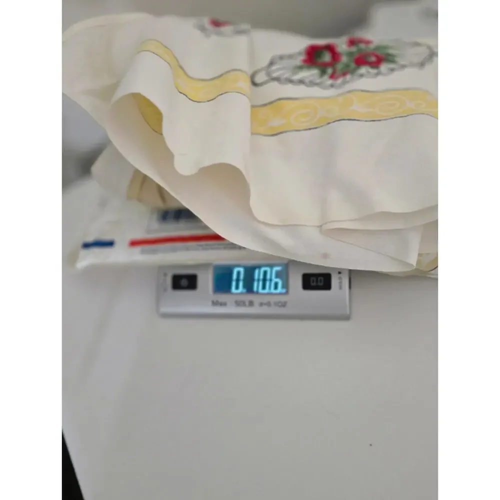 Vintage 60s Cottagecore Floral Tablecloth Retro Farmhouse Kitchen Decor 44x47.5